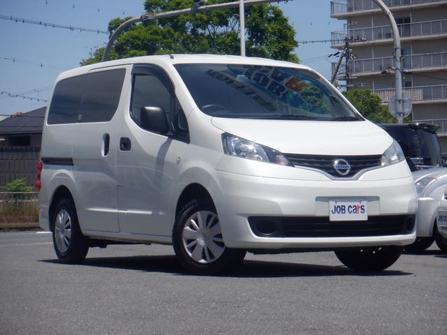 ＮＶ２００バネットバン ＧＸ　純正ナビ　フルセグ　ＣＤ　ＤＶＤ　バックカメラ　Ｂｌｕｅｔｏｏｔｈ　ドアバイザー　エアコン　パワステ　パワーウィンド　運転席助手席エアバック　ＡＢＳ　スマートキー　電動ミラー　保証書　取説（9枚目）