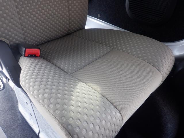 NV200バネットバン チェアキャブ車いす2名仕様 福祉車両 車椅子2基 電動ウィンチ 電動固定装置 スロープ 手すり サイドステップ Mナビ バックカメラ Bluetooth エアコン 運転席助手席エアバック キーレス 両側スライドドア 2列目小窓(42枚目)