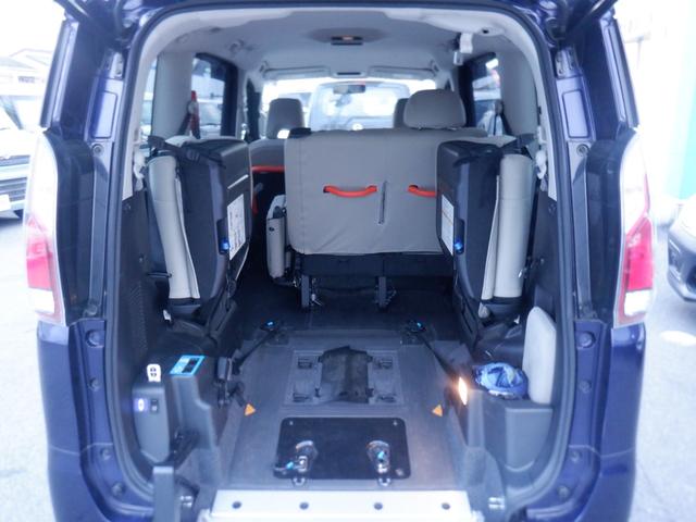 セレナ Ｓ応援Ｐ　Ｃキャブスロープ車いす１名送迎　福祉車両　車椅子１基　電動ウィンチ　スロープ　リモコン　電動固定装置　サイドステップ　手すり　ワンオーナー　Ｗエアコン　クルーズコントロール　ＥＳＣ　電動電格ミラー　スマートキー　片側電動スライドドア（29枚目）