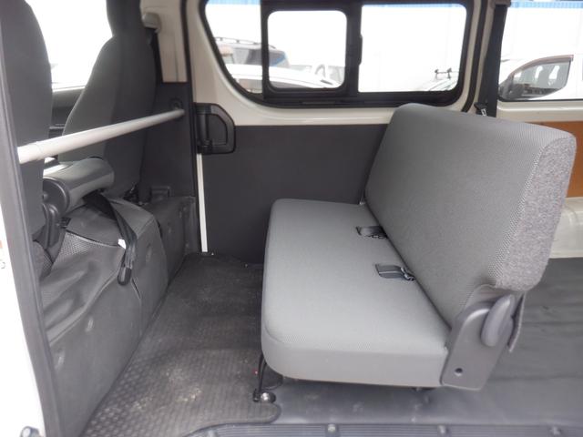 TOYOTA HIACE VAN DX
