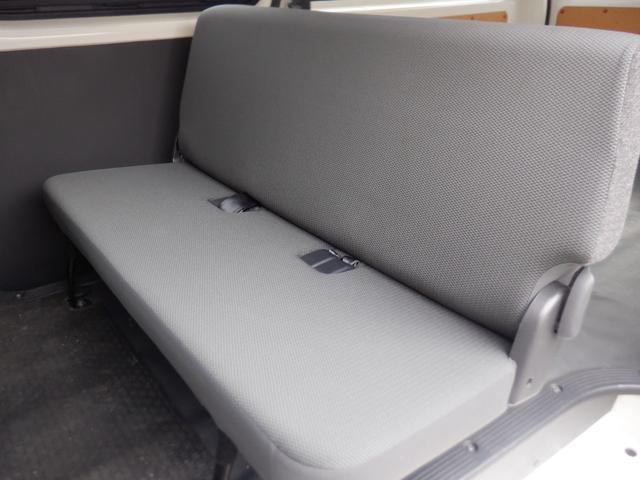 TOYOTA HIACE VAN DX
