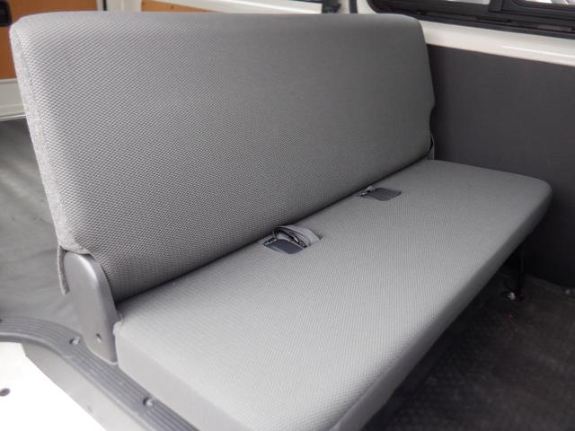 ハイエースバン DX Mナビ ETC バックカメラ 100V電源 キーレス USB端子 2列目小窓 衝突軽減装置 レーンアシスト クリアランスソナー 電動電格ミラー オートライト/ハイビーム 最大積載量1150kg(43枚目)