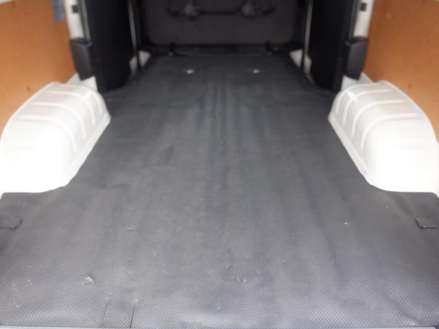 ハイエースバン DX Mナビ ETC バックカメラ 100V電源 キーレス USB端子 2列目小窓 衝突軽減装置 レーンアシスト クリアランスソナー 電動電格ミラー オートライト/ハイビーム 最大積載量1150kg(50枚目)