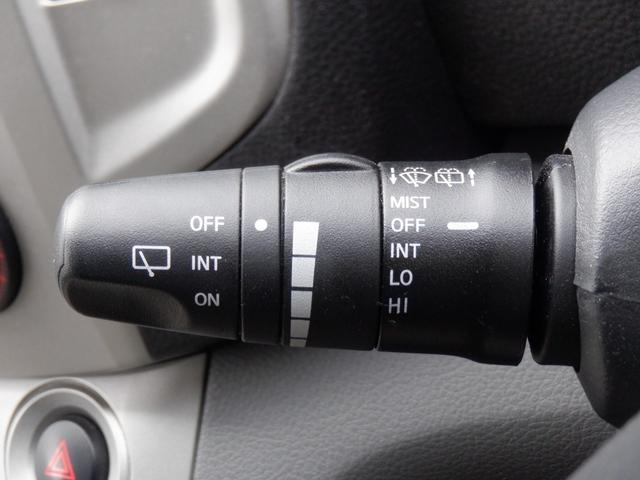 ＮＶ２００バネットバン チェアキャブ車いす２名仕様　福祉車両　車椅子２基　ストレッチャー１基　スロープ　電動ウィンチ　電動固定装置　サイドステップ　手すり　リモコン　エアコン　電動ミラー　両側スライドドア　２列目小窓　　ワンオーナーキーレス（21枚目）