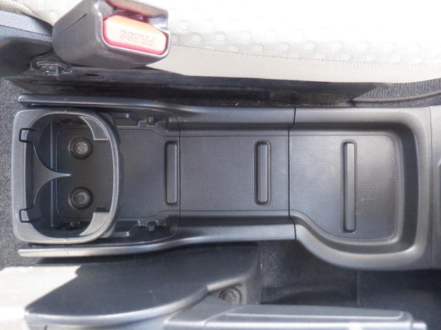 ＮＶ２００バネットバン チェアキャブ車いす２名仕様　福祉車両　車椅子２基　ストレッチャー１基　スロープ　電動ウィンチ　電動固定装置　サイドステップ　手すり　リモコン　両側スライドドア　電動ミラー　キーレス　運転席助手席エアバック　定期点検記録簿　保証書（21枚目）