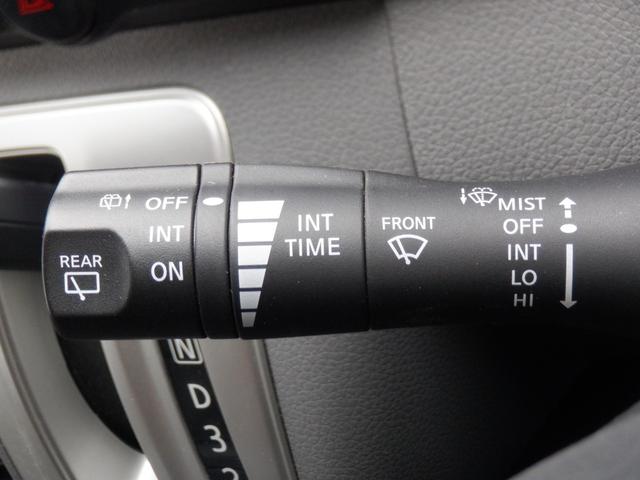 NV350キャラバンバン チェアキャブ車いす4名4WD 福祉車両 車椅子4基 ストレッチャー1基 リアリフト 電動固定装置 サイドステップ 手すり リモコン バックカメラ 全周囲カメラ 2列目3列目小窓 キーレス 盗難防止 Wエアコン 電動電格ミラー(22枚目)