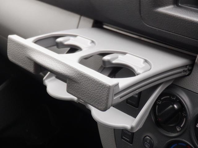 NV350キャラバンバン チェアキャブ車いす4名4WD 福祉車両 車椅子4基 ストレッチャー1基 リアリフト 電動固定装置 サイドステップ 手すり リモコン バックカメラ 全周囲カメラ 2列目3列目小窓 キーレス 盗難防止 Wエアコン 電動電格ミラー(28枚目)