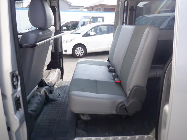 タウンエースバン ＧＬ　アイドリングストップ　電動電格ミラー　ＰＷ　ＬＥＤライト　ＥＳＣ　ＡＢＳ　衝突軽減装置　レーンアシスト　キーレス　最大積載量７５０ｋｇ（16枚目）