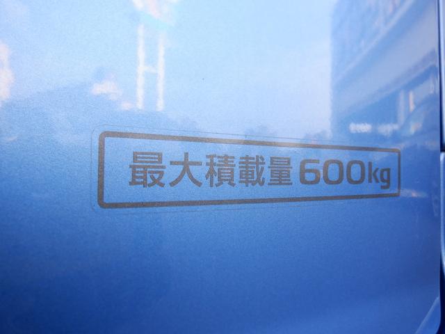 ＮＶ２００バネットバン ＧＸ　１．６ＧＸ５ドア　５人乗　エマージェンシーブレーキ　ＥＴＣ　メモリーナビ　フルセグ　ＣＤ　Ｂｌｕｅｔｏｏｔｈ　衝突軽減装置　レーンアシスト　キーレス　パワーウインドウ　ドアバイザー　２列目小窓（15枚目）