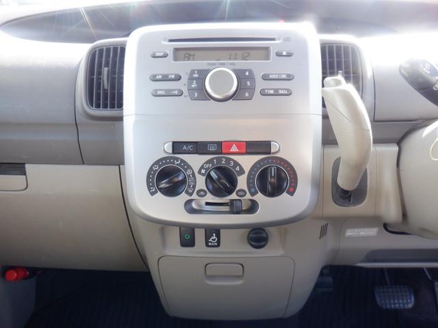 タント 　フレンドシップスローパーリヤシート付　福祉車両　車いす一基　スロープ　電動固定装置　ウインチ　手すり　ＥＴＣ　キーレス　電動電格ミラー　アイストップ　プライバシーガラス　片側スライドドア　ドアバイザー（16枚目）