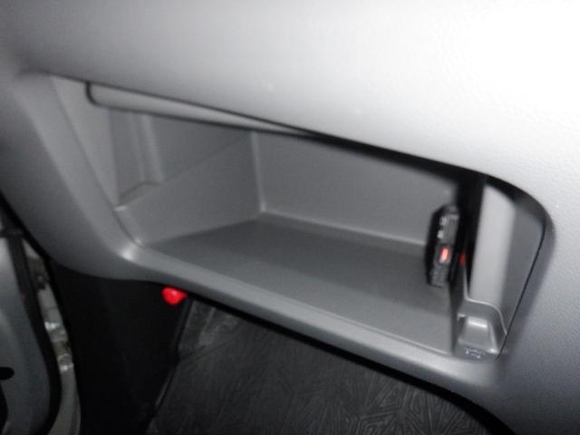 NV200バネットバン GX 1.6GX 5名乗 5ドア ETC キーレス パワーウィンドウ ドアバイザー 両側スライド 最大積載量600kg(11枚目)