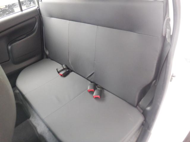プロボックス ＧＬ　４ＷＤ　５人　１オーナー　衝突軽減装置　レーンキープアシスト　横滑り防止装置　キーレス　電動電格ミラー　オートライト　オートハイビーム　プライバシーガラス　パワーウインドウ　ドアバイザー　盗難防止装置（39枚目）