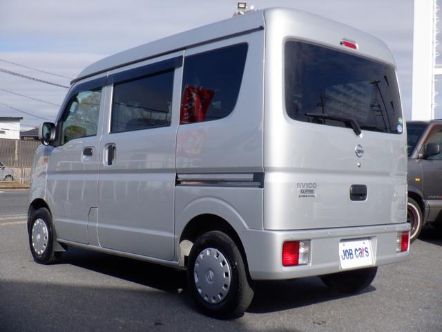 NV100クリッパーバン GX エマージェンシーブレーキ 衝突軽減装置 横滑り防止装置 レーンキープアシスト 障害物センサー 電動電格ミラー オートライト リアヒーター キーレス CD 両側スライドドア ドアバイザー 点検整備記録簿(9枚目)