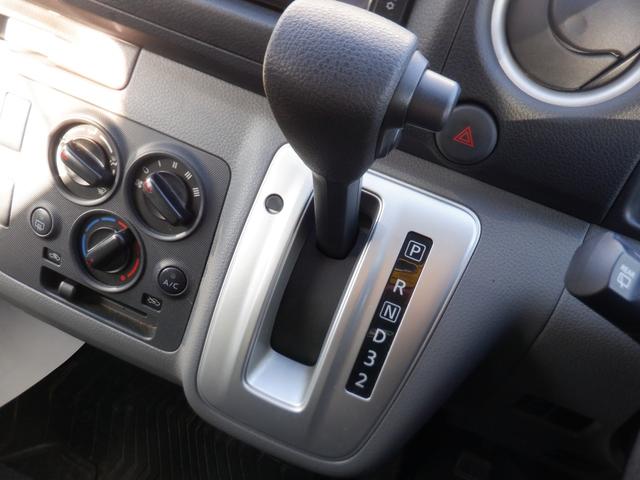 ＮＶ３５０キャラバンバン ロングＤＸ　５ドア　２．０ＤＸロング平床　６人乗　ＥＴＣ２．０　キーレス　メモリーナビ　バックカメラ　フルセグ　ＣＤ　ＤＶＤ再生　Ｂｌｕｅｔｏｏｔｈ　衝突軽減装置　横滑り防止装置　プライバシーガラス　ドアバイザー（15枚目）