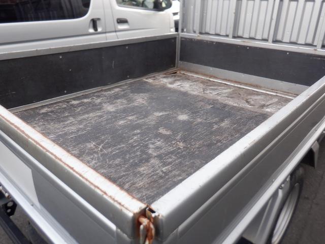 アトラストラック ＷキャブフルスーパーローＤＸ　荷台縦２１０ｃｍ　横１６０ｃｍ　全低床平ボディー　三方開き　後輪ダブル　ＥＴＣ　エアコン　左側電動格納ミラー　ワンオーナー　キーレス　フロントフォグランプ　最大積載量１２５０ｋｇ　取扱説明書　保証書（30枚目）