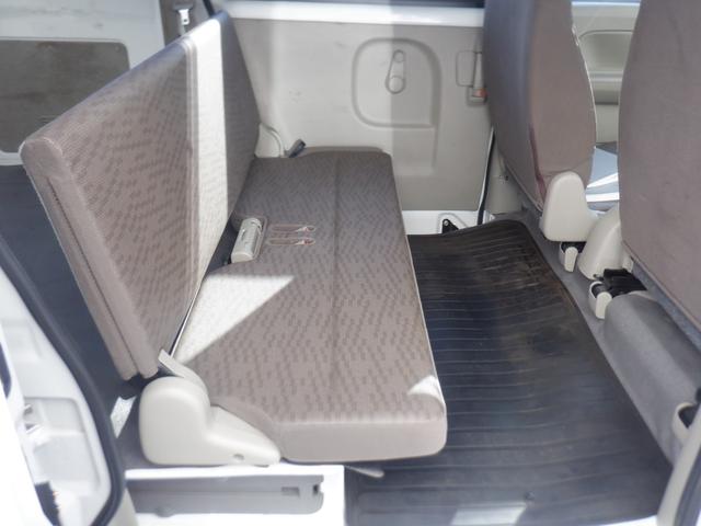 ＮＶ１００クリッパーバン ＤＸ　ハイルーフ　５ＡＧＳ車　５Ｄ　４名　１ｓｔ発進　ＥＴＣ　横滑り防止装置　盗難防止装置　ＭＴモード　Ｐガラス　両側スライドドア　オートライト　パワーウィンドウ　　ドアバイザー　キーレス（14枚目）