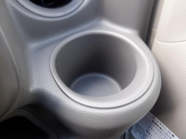 ＮＶ１００クリッパーバン ＤＸ　ハイルーフ　５ＡＧＳ車　５Ｄ　４名　１ｓｔ発進　ＥＴＣ　横滑り防止装置　盗難防止装置　ＭＴモード　Ｐガラス　両側スライドドア　オートライト　パワーウィンドウ　　ドアバイザー　キーレス（28枚目）