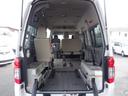 NV350キャラバンバン チェアキャブ車いす4名4WD 福祉車両 車椅子4基 ストレッチャー1基 リアリフト 電動固定装置 サイドステップ 手すり リモコン バックカメラ 全周囲カメラ 2列目3列目小窓 キーレス 盗難防止 Wエアコン 電動電格ミラー(4枚目)