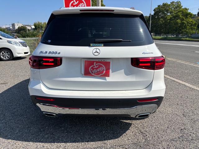 GLB GLB200d 4マチック ユーザー買取・ワンオーナー・パノラマルーフ・純正メーカーナビ・360度カメラ・TV・パワーバックドア・シートヒーター(7枚目)