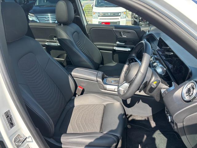 GLB GLB200d 4マチック ユーザー買取・ワンオーナー・パノラマルーフ・純正メーカーナビ・360度カメラ・TV・パワーバックドア・シートヒーター(9枚目)