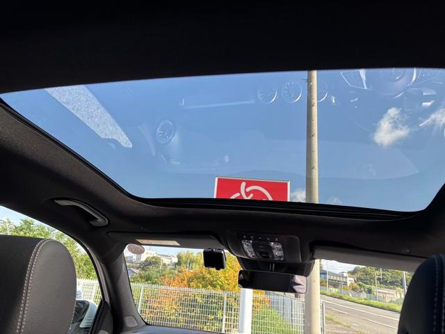 GLB GLB200d 4マチック ユーザー買取・ワンオーナー・パノラマルーフ・純正メーカーナビ・360度カメラ・TV・パワーバックドア・シートヒーター(12枚目)