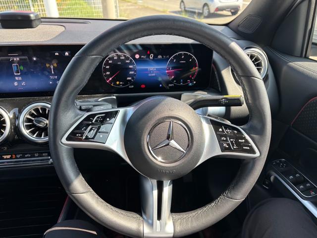 GLB GLB200d 4マチック ユーザー買取・ワンオーナー・パノラマルーフ・純正メーカーナビ・360度カメラ・TV・パワーバックドア・シートヒーター(17枚目)