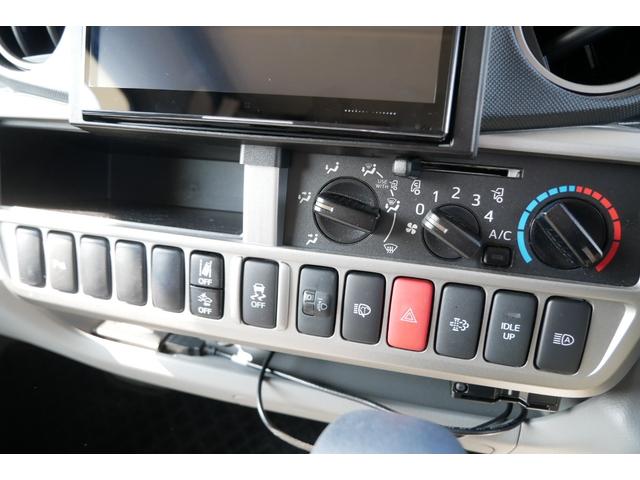 カムロード バンテック　ジルノーブル　家庭用エアコン　ＦＦヒーター　４ＷＤ　ディーゼルターボ　キャンピングカー　家庭用エアコン　ＦＦヒーター　トリプルサブバッテリー　１５００Ｗインバーター　走行充電　コンバーター　フレキシブルソーラーパネル　温水ボイラー　ナビ　ＥＴＣ（40枚目）