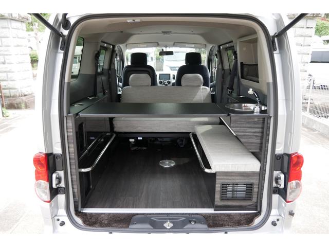 ＮＶ２００バネットワゴン アネックス　ファミリーワゴンＳＳ　５ナンバー　シンク　ナビ　２ＷＤ　ワンオーナー　５ナンバー　シングルサブバッテリー　走行充電　コンバーター　シンク　ポリタンク　ＳＤナビ　フルセグ　ＥＴＣ　バックカメラ　前後ドライブレコーダー　乗車５人　就寝２人（12枚目）