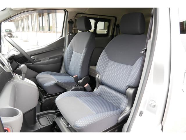 ＮＶ２００バネットワゴン アネックス　ファミリーワゴンＳＳ　５ナンバー　シンク　ナビ　２ＷＤ　ワンオーナー　５ナンバー　シングルサブバッテリー　走行充電　コンバーター　シンク　ポリタンク　ＳＤナビ　フルセグ　ＥＴＣ　バックカメラ　前後ドライブレコーダー　乗車５人　就寝２人（17枚目）
