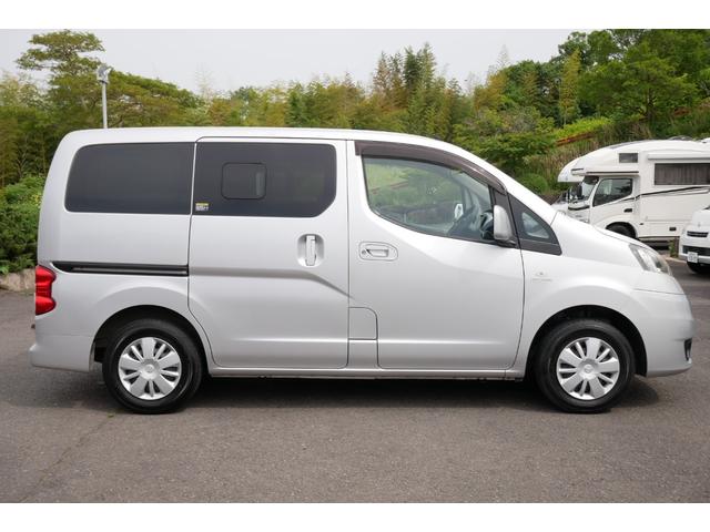 ＮＶ２００バネットワゴン アネックス　ファミリーワゴンＳＳ　５ナンバー　シンク　ナビ　２ＷＤ　ワンオーナー　５ナンバー　シングルサブバッテリー　走行充電　コンバーター　シンク　ポリタンク　ＳＤナビ　フルセグ　ＥＴＣ　バックカメラ　前後ドライブレコーダー　乗車５人　就寝２人（22枚目）