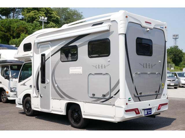 カムロード ナッツＲＶクレア５．３Ｘエボリューション家庭用エアコンナビ　２ＷＤ　ディーゼルターボ　ワンオーナー　キャンピングカー　家庭用エアコン　トリプルサブバッテリー　１５００Ｗインバーター　走行充電　コンバーター　ＦＦヒーター　９０Ｌ冷蔵庫　ルーフベント　テレビ（19枚目）