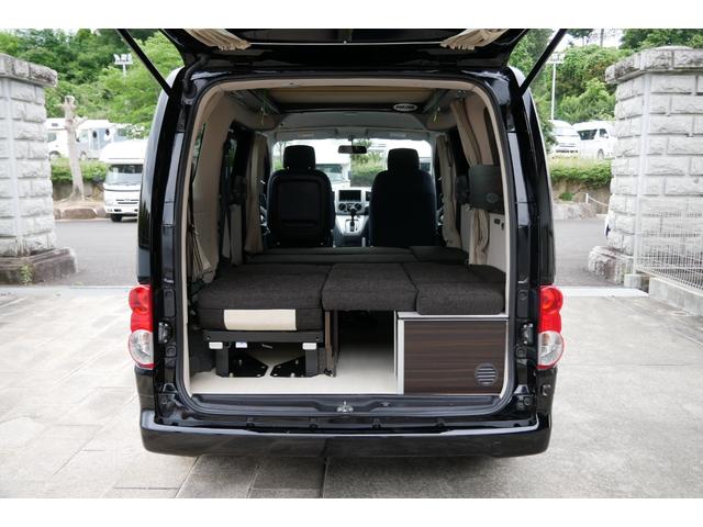 ＮＶ２００バネットバン キャンピングカー広島ポップコンポップアップルーフシンク　２ＷＤ　８ナンバー　キャンピングカー　ポップアップルーフ　シンク　シングルサブバッテリー　走行充電　コンバーター　３５０Ｗインバーター　メモリーナビ　フルセグ　ＥＴＣ２．０　バックカメラ（63枚目）