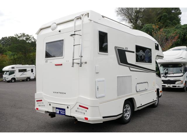 カムロード バンテック ジル 4WD ワンオーナー 家庭用エアコン 4WD キャンピングカー ディーゼルターボ ワンオーナー リアエントランス トリプルサブバッテリー 1500Wインバーター 走行充電器 コンバーター ソーラパネル 冷蔵庫 温水ボイラー コンロ レンジ(18枚目)