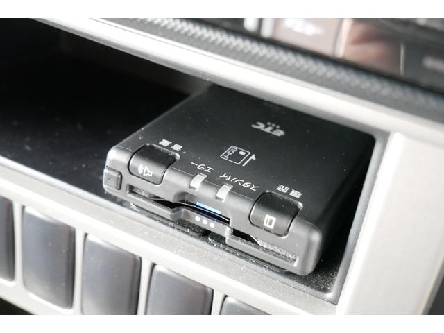 カムロード バンテック ジル 4WD ワンオーナー 家庭用エアコン 4WD キャンピングカー ディーゼルターボ ワンオーナー リアエントランス トリプルサブバッテリー 1500Wインバーター 走行充電器 コンバーター ソーラパネル 冷蔵庫 温水ボイラー コンロ レンジ(37枚目)