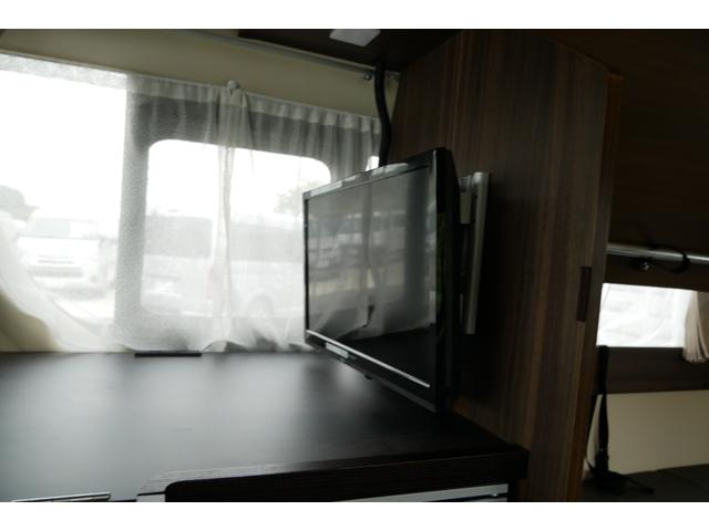 ハイエースバン レクビィ　カントリークラブ　４ＷＤ　ＦＦヒーター　ナビ　４ＷＤ　キャンピングカー　８ナンバー　ＦＦヒーター　ツインサブバッテリー　１５００Ｗインバーター　走行充電器　コンバーター　冷蔵庫　電子レンジ　ソーラーパネル　テレビ　メモリーナビ　ＥＴＣ　ドラレコ（49枚目）