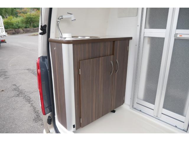 ハイエースバン レクビィ　カントリークラブ　４ＷＤ　ＦＦヒーター　ナビ　４ＷＤ　キャンピングカー　８ナンバー　ＦＦヒーター　ツインサブバッテリー　１５００Ｗインバーター　走行充電器　コンバーター　冷蔵庫　電子レンジ　ソーラーパネル　テレビ　メモリーナビ　ＥＴＣ　ドラレコ（66枚目）