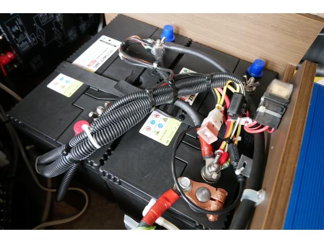 ハイエースバン レクビィ　カントリークラブ　４ＷＤ　ＦＦヒーター　ナビ　４ＷＤ　キャンピングカー　８ナンバー　ＦＦヒーター　ツインサブバッテリー　１５００Ｗインバーター　走行充電器　コンバーター　冷蔵庫　電子レンジ　ソーラーパネル　テレビ　メモリーナビ　ＥＴＣ　ドラレコ（71枚目）