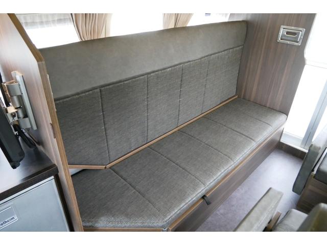 ハイエースバン レクビィ　カントリークラブ　４ＷＤ　ＦＦヒーター　ナビ　４ＷＤ　キャンピングカー　８ナンバー　ＦＦヒーター　ツインサブバッテリー　１５００Ｗインバーター　走行充電器　コンバーター　冷蔵庫　電子レンジ　ソーラーパネル　テレビ　メモリーナビ　ＥＴＣ　ドラレコ（74枚目）