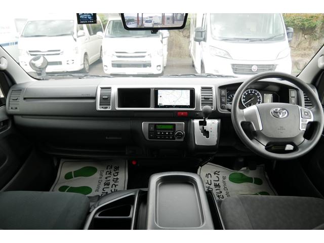 ハイエースバン レクビィ　カントリークラブ　家庭用エアコン　ＦＦヒーター　４ＷＤ　ワンオーナー　リチウム２００Ａｈ　１５００Ｗインバーター　走行充電器　コンバーター　ソーラーパネル　冷蔵庫　電子レンジ　テレビ　サイドオーニング　ＦＦヒーター　メモリーナビ　ＥＴＣ　ドラレコ（15枚目）