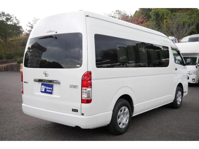 ハイエースバン レクビィ　カントリークラブ　家庭用エアコン　ＦＦヒーター　４ＷＤ　ワンオーナー　リチウム２００Ａｈ　１５００Ｗインバーター　走行充電器　コンバーター　ソーラーパネル　冷蔵庫　電子レンジ　テレビ　サイドオーニング　ＦＦヒーター　メモリーナビ　ＥＴＣ　ドラレコ（18枚目）