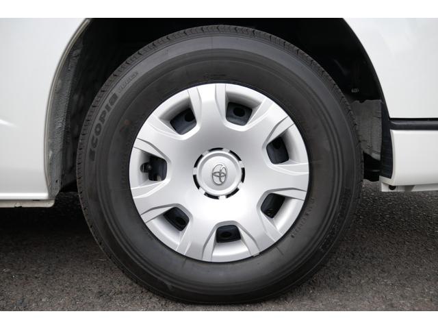 ハイエースバン レクビィ　カントリークラブ　家庭用エアコン　ＦＦヒーター　４ＷＤ　ワンオーナー　リチウム２００Ａｈ　１５００Ｗインバーター　走行充電器　コンバーター　ソーラーパネル　冷蔵庫　電子レンジ　テレビ　サイドオーニング　ＦＦヒーター　メモリーナビ　ＥＴＣ　ドラレコ（36枚目）