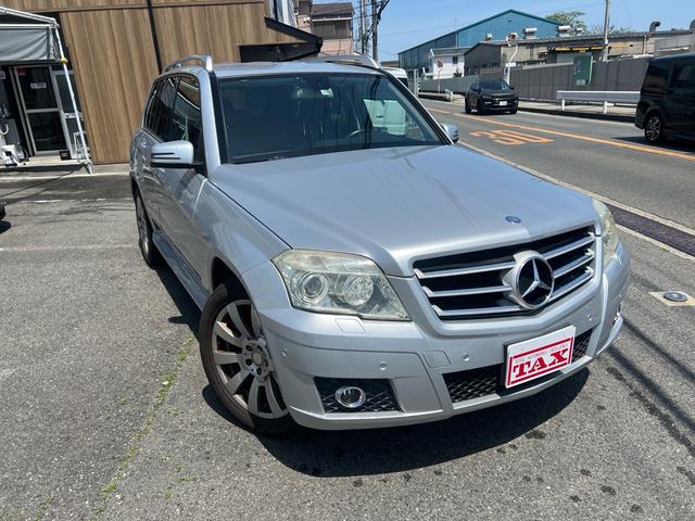 ＧＬＫ３００　４マチック　左ハンドル　キーレスゴー　ハーフレザーシート　純正ＨＤＤナビ　バックカメラ　ルーフレール　シートヒーター　パワーバックドア　パワーシート　パドルシフト　ＨＩＤ　ＥＴＣ　純正１９ｉｎｃアルミ(3枚目)