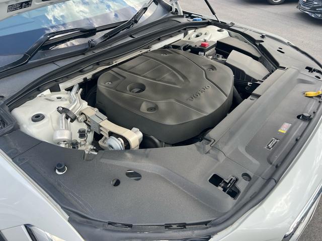 Ｖ９０ クロスカントリー　Ｄ４　ＡＷＤ　モメンタム　スマートキー　ベージュ本革シート　純正ＨＤＤナビ　フルセグＴＶ　３６０℃カメラ　シートヒーター　パワーシート　ＥＴＣ　電子パーキングブレーキ　Ｂｌｕｅｔｏｏｔｈ機能　ドライブレコーダー（52枚目）