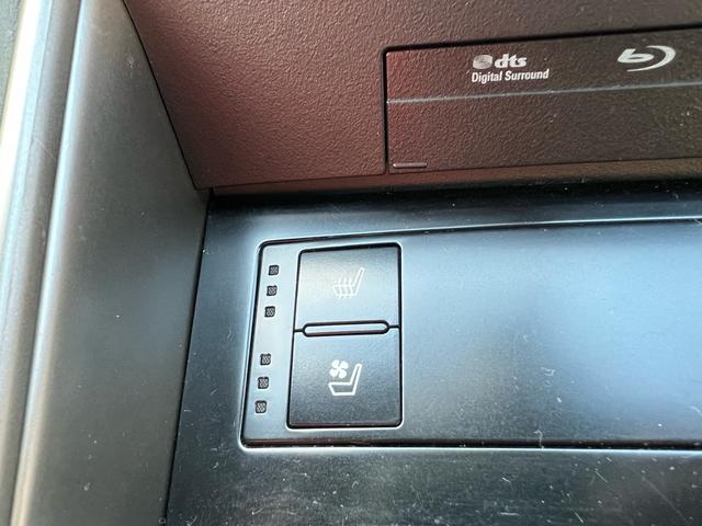 ＩＳ ＩＳ３００ｈ　Ｆスポーツ　車高調　ＴＲＤフルエアロ　マフラー　赤革シート　ベンチレーション　純正ナビ　フルセグＴＶ　バックカメラ　Ｂｌｕｅｔｏｏｔｈ機能　スマートキー　プッシュスタート　ドライブレコーダー　ＥＴＣ（28枚目）