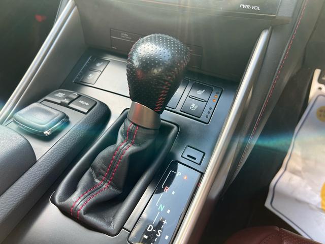 ＩＳ ＩＳ３００ｈ　Ｆスポーツ　車高調　ＴＲＤフルエアロ　マフラー　赤革シート　ベンチレーション　純正ナビ　フルセグＴＶ　バックカメラ　Ｂｌｕｅｔｏｏｔｈ機能　スマートキー　プッシュスタート　ドライブレコーダー　ＥＴＣ（33枚目）