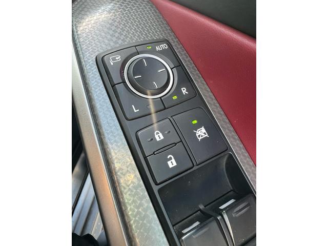 ＩＳ ＩＳ３００ｈ　Ｆスポーツ　車高調　ＴＲＤフルエアロ　マフラー　赤革シート　ベンチレーション　純正ナビ　フルセグＴＶ　バックカメラ　Ｂｌｕｅｔｏｏｔｈ機能　スマートキー　プッシュスタート　ドライブレコーダー　ＥＴＣ（35枚目）