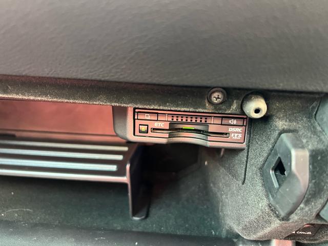 ＩＳ ＩＳ３００ｈ　Ｆスポーツ　車高調　ＴＲＤフルエアロ　マフラー　赤革シート　ベンチレーション　純正ナビ　フルセグＴＶ　バックカメラ　Ｂｌｕｅｔｏｏｔｈ機能　スマートキー　プッシュスタート　ドライブレコーダー　ＥＴＣ（43枚目）