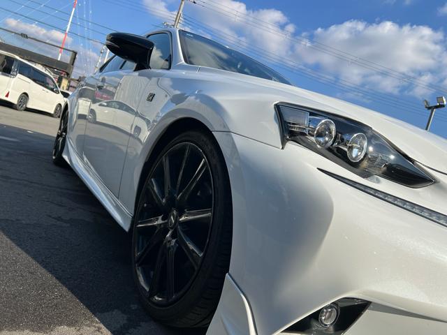 ＩＳ ＩＳ３００ｈ　Ｆスポーツ　車高調　ＴＲＤフルエアロ　マフラー　赤革シート　ベンチレーション　純正ナビ　フルセグＴＶ　バックカメラ　Ｂｌｕｅｔｏｏｔｈ機能　スマートキー　プッシュスタート　ドライブレコーダー　ＥＴＣ（49枚目）