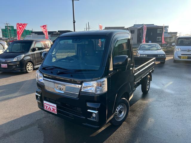 ピクシストラック エクストラ　フロアオートマ　スマートキー　プッシュスタート　アイドリングストップ　カラー電動格納ミラー　三方開　パワーウインドウ　ＥＴＣ　ドライブレコーダー　スマートアシスト　クリアランスソナー（9枚目）