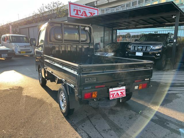 ピクシストラック エクストラ　フロアオートマ　スマートキー　プッシュスタート　アイドリングストップ　カラー電動格納ミラー　三方開　パワーウインドウ　ＥＴＣ　ドライブレコーダー　スマートアシスト　クリアランスソナー（16枚目）
